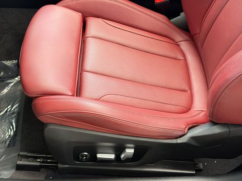 Used 2024 BMW 430i Convertible w/ M Sport Package RWD image 14