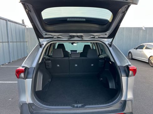 Used 2025 Toyota RAV4 LE image 30