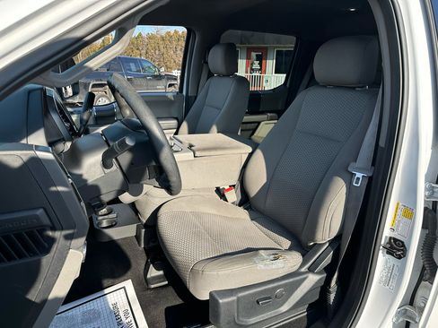 Used 2018 Ford F250 XLT w/ XLT Value Package image 25