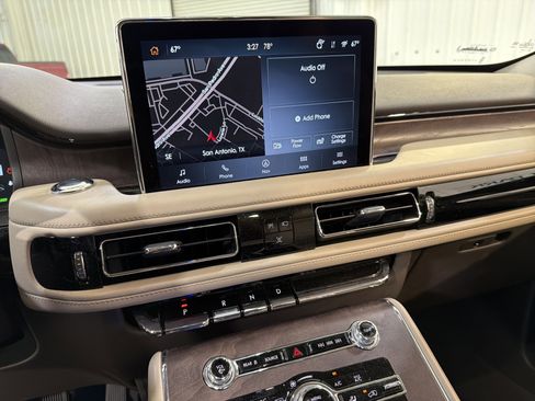 Used 2022 Lincoln Aviator Grand Touring w/ Equipment Group 301A image 19