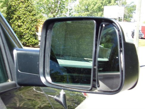 Used 2018 RAM 1500 Big Horn AWD/4WD image 18