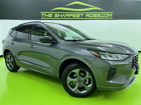 Used 2024 Ford Escape ST-Line AWD/4WD image 1