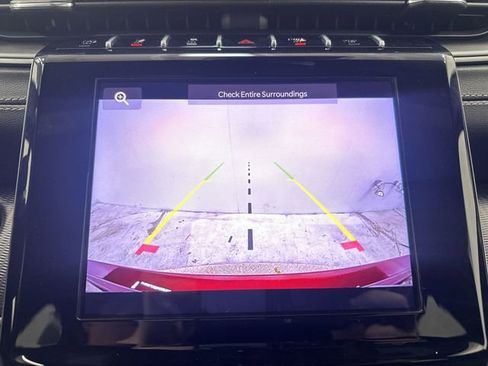 Used 2025 Jeep Grand Cherokee Altitude image 23