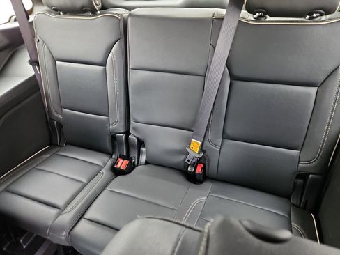 Used 2024 Chevrolet Tahoe Premier image 9