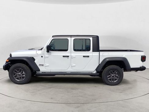 New 2026 Jeep Gladiator Sport image 2