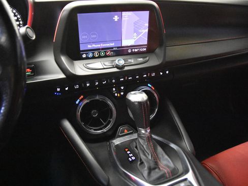 Used 2020 Chevrolet Camaro SS RWD image 23