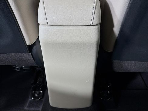 Certified 2025 Kia Soul LX w/ LX Technology Package FWD image 23