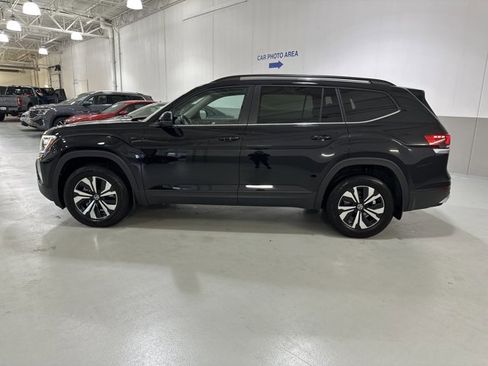 New 2026 Volkswagen Atlas SE image 5