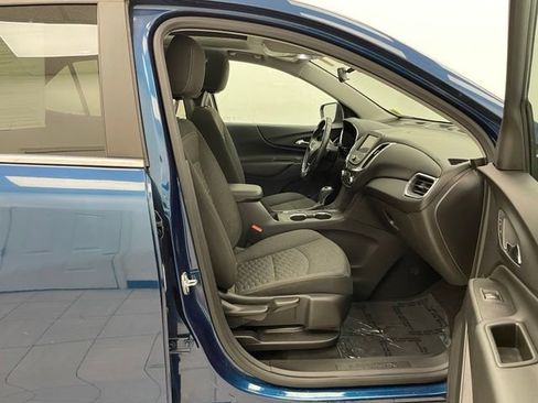 Used 2021 Chevrolet Equinox LT AWD/4WD image 17