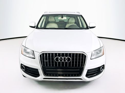 Used 2016 Audi Q5 2.0T Premium Plus w/ Technology Package image 2