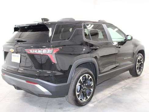 New 2025 Chevrolet Equinox LT w/ Convenience Package II image 9