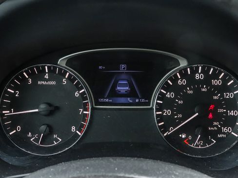 Used 2017 Nissan Altima 2.5 SV FWD image 25