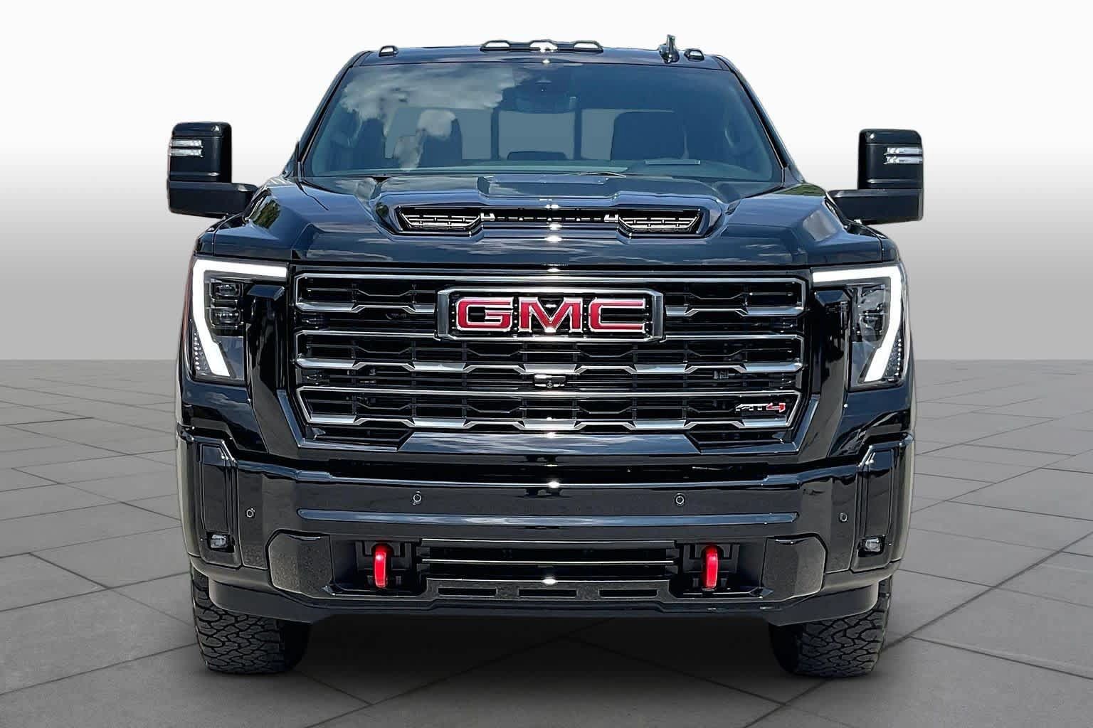 Used 2026 GMC Sierra 2500 AT4 w/ AT4 Premium Plus Package AWD/4WD image 4