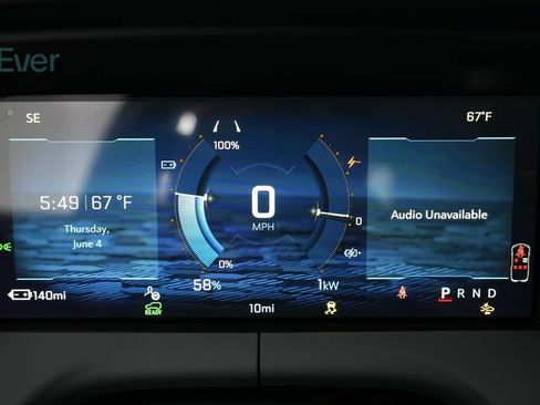 Used 2027 Chevrolet Bolt RS w/ Technology Package FWD image 7
