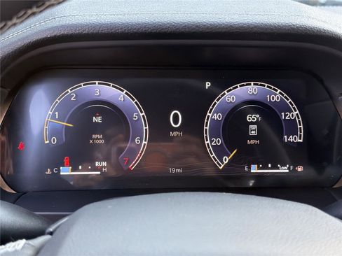 New 2026 Jeep Grand Cherokee L Limited image 25