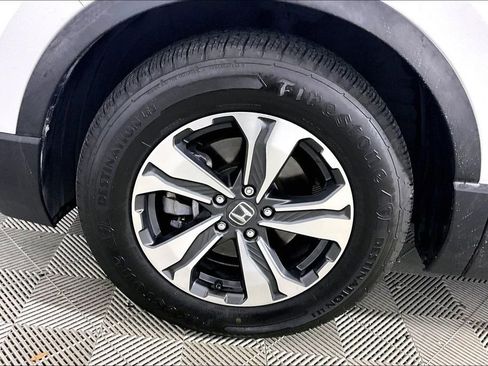 Used 2019 Honda CR-V LX image 7