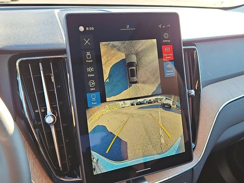 New 2026 Volvo XC60 B5 Plus w/ Protection Package Premier image 17