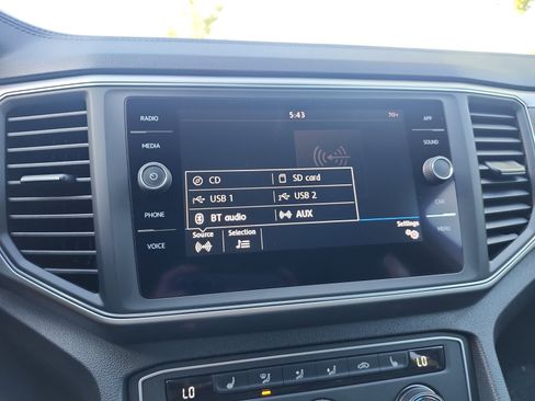 Used 2018 Volkswagen Atlas SE FWD image 19