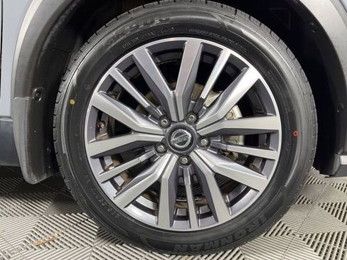 Used 2021 Nissan Kicks SR w/ SR Premium Package FWD image 16
