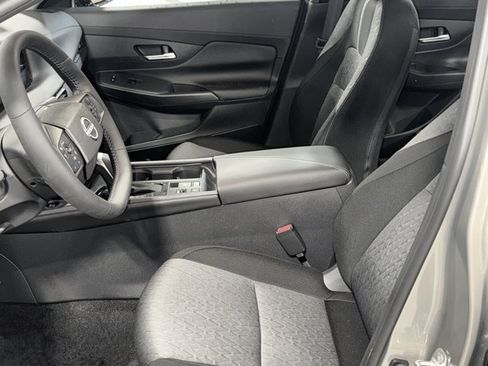New 2026 Nissan Sentra SV w/ SV Convenience Package FWD image 17
