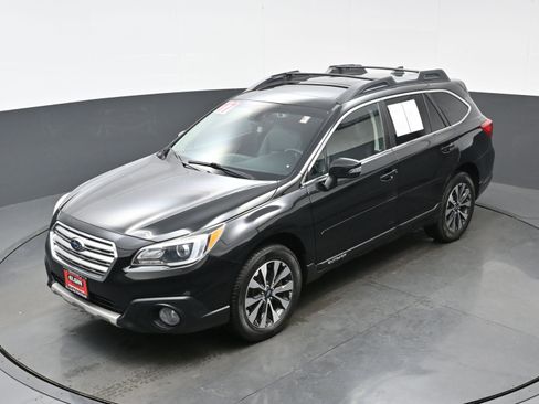 Used 2017 Subaru Outback 2.5i Limited image 34