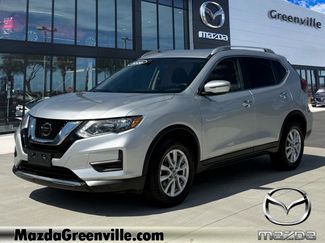 Used 2020 Nissan Rogue SV image 1