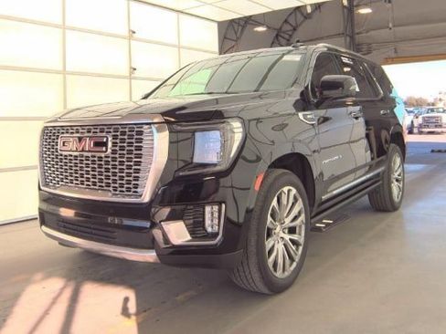 Used 2023 GMC Yukon Denali image 1