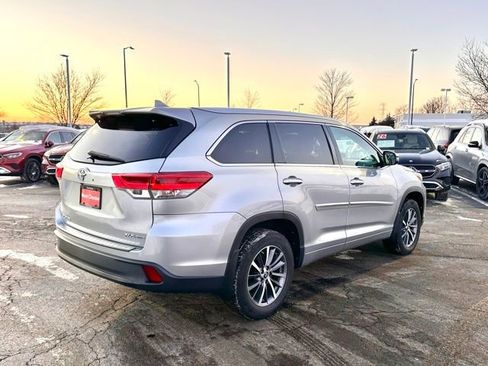 Used 2018 Toyota Highlander XLE w/ Protection Package #3 image 12