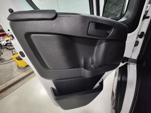 Used 2023 RAM ProMaster 2500 FWD image 22