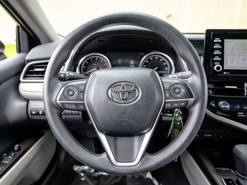 Used 2023 Toyota Camry LE image 14