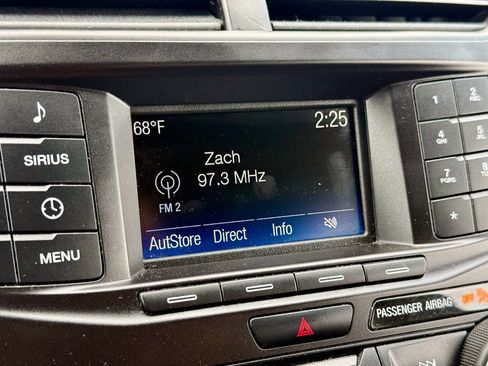 Used 2018 Ford Explorer XLT AWD/4WD image 24