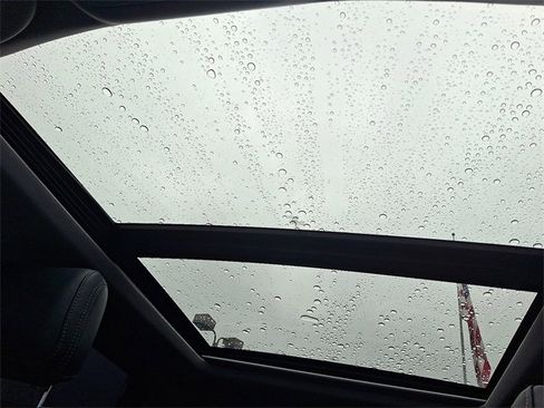 Certified 2024 Ford F450 Limited w/ FX4 Off-Road Package image 14