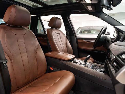 Used 2017 BMW X5 xDrive35d image 25