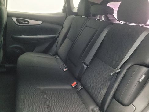 Used 2020 Nissan Rogue Sport S FWD image 18