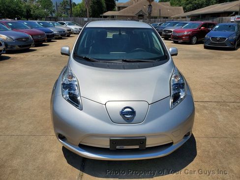 Used 2016 Nissan Leaf SL w/ Premium Package FWD image 16
