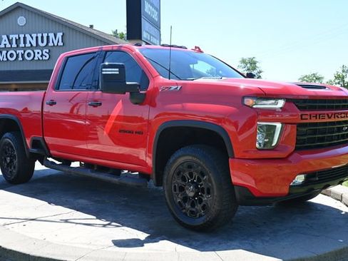 Used 2022 Chevrolet Silverado 2500 LTZ w/ LTZ Plus Package AWD/4WD image 3
