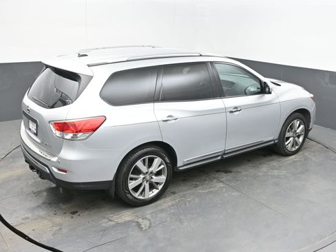 Used 2013 Nissan Pathfinder Platinum image 32