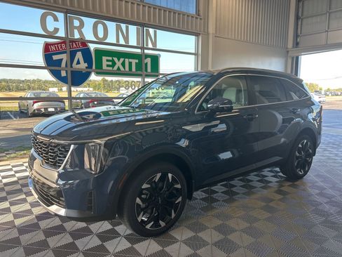 New 2026 Kia Sorento EX image 3