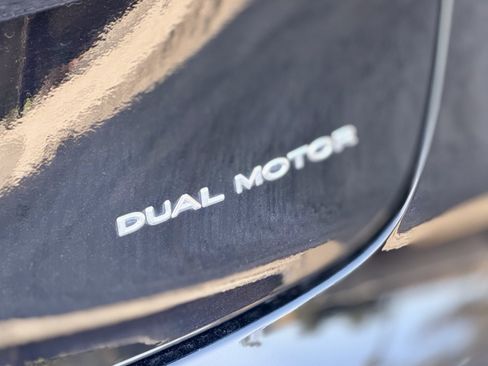 Used 2022 Tesla Model 3 Long Range AWD/4WD image 25