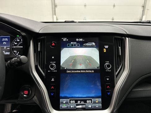 Used 2025 Subaru Outback Premium image 30