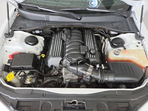 Used 2023 Chrysler 300 C RWD image 38