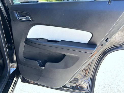 Used 2016 GMC Terrain SLE FWD image 16