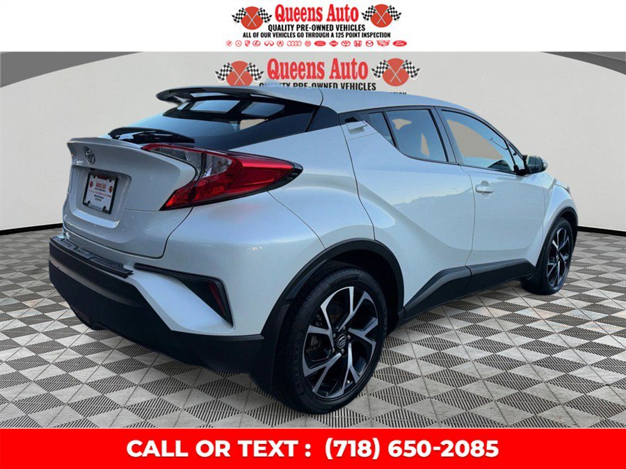 Used 2018 Toyota C-HR XLE FWD image 7