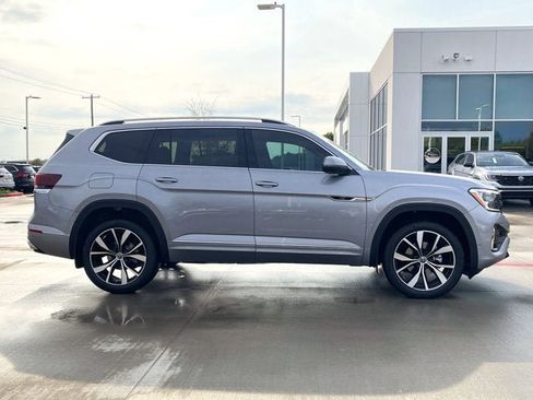 New 2026 Volkswagen Atlas SEL Premium R-Line image 7