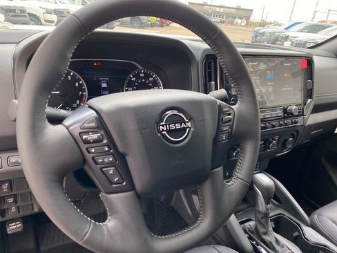 New 2026 Nissan Frontier SV AWD/4WD image 12