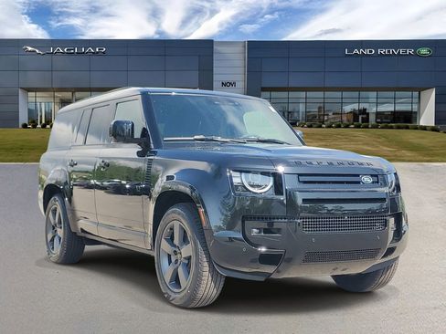 New 2026 Land Rover Defender 130 X-Dynamic SE AWD/4WD image 2