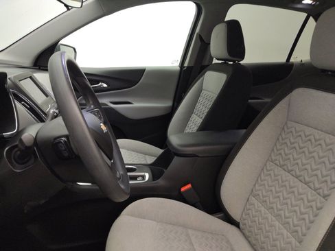 Used 2022 Chevrolet Equinox LS FWD image 17