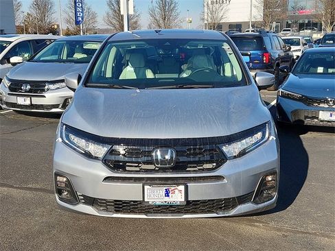 New 2026 Honda Odyssey Touring image 2