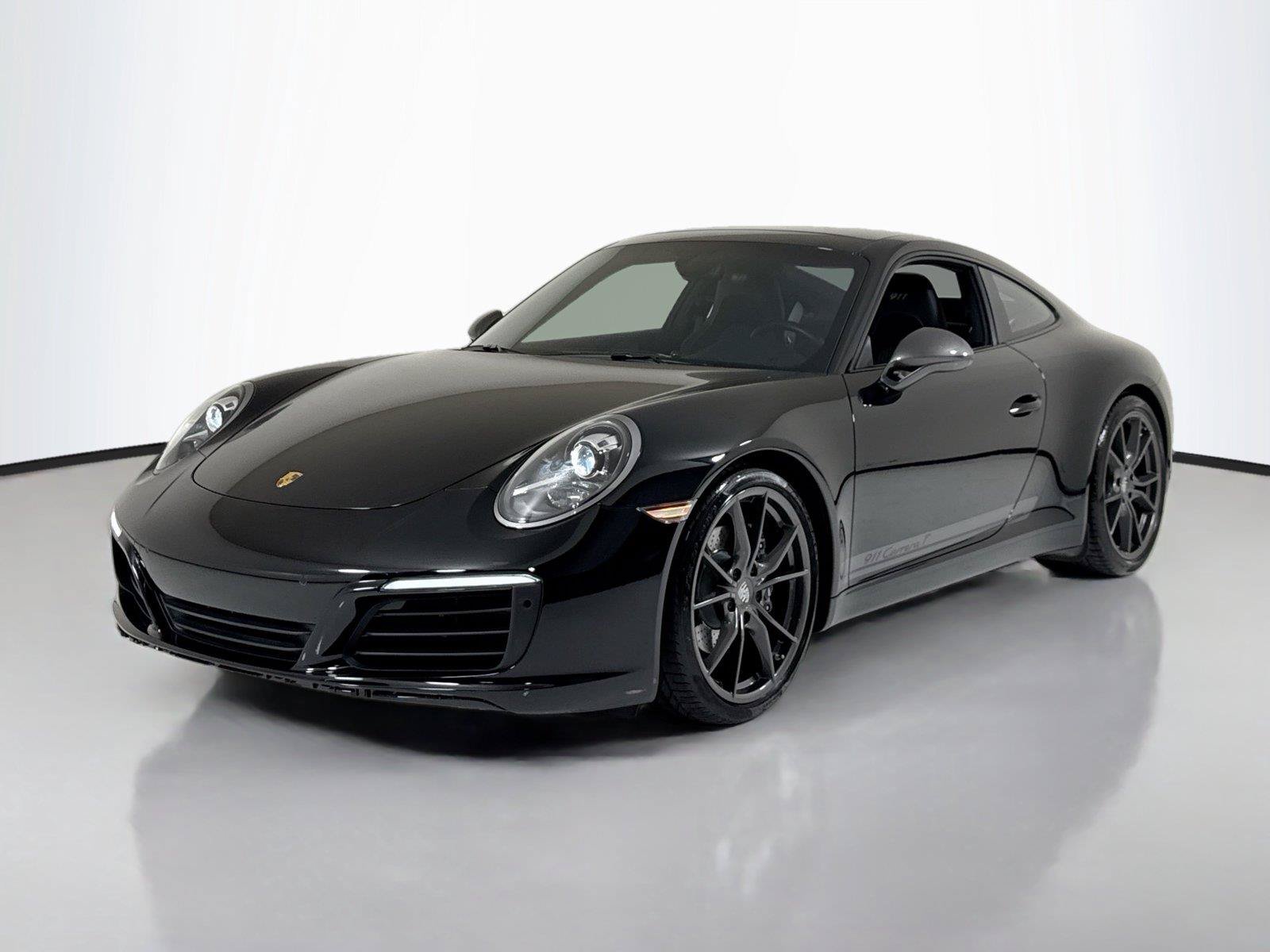 Used 2019 Porsche 911 Carrera T w/ Carrera T Interior Package RWD image 38