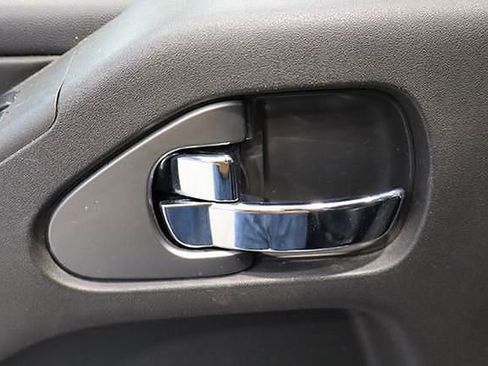 Used 2021 Nissan Frontier PRO-4X w/ Pro-4x Utility Package image 20